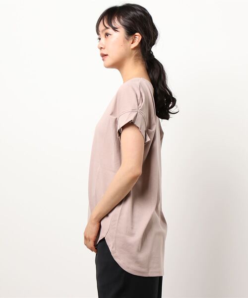 Lugnoncure(ルノンキュール)の「フライス袖タックプルオーバー(Tシャツ/カットソー・レディース・オフホワイト/グレー/ピンク/ブラック・フリ-)」の6枚目の写真