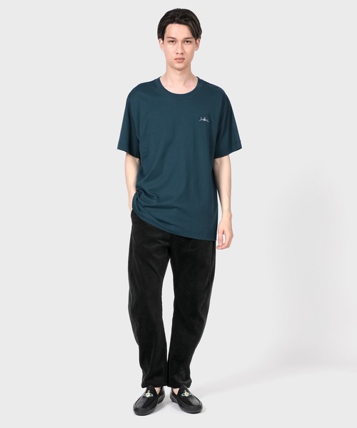 Vivienne Westwood MAN(ヴィヴィアンウエストウッドマン)の「“SWALLOWS ORB” リラックス Tシャツ【219014 5113】(Tシャツ/カットソー・メンズ・ブラック/ホワイト/ダークグリーン系・42/46/44/48)」の14枚目の写真