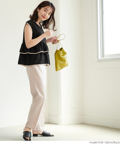 coca(coca)(コカ)の「パイピングフリルブラウス(シャツ/ブラウス・レディース・ベージュ/ブラック・ONE SIZE)」の15枚目の写真