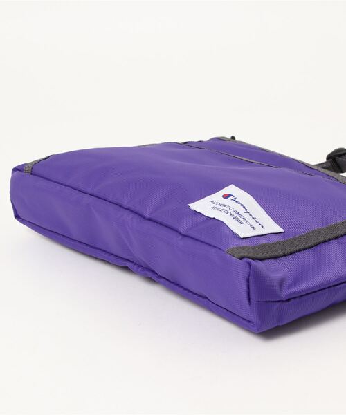 Champion(チャンピオン)の「ベネディクト ショルダーバッグ 57817(ショルダーバッグ・メンズ・ブラック/ベージュ/パープル/オレンジ・FREE)」の5枚目の写真