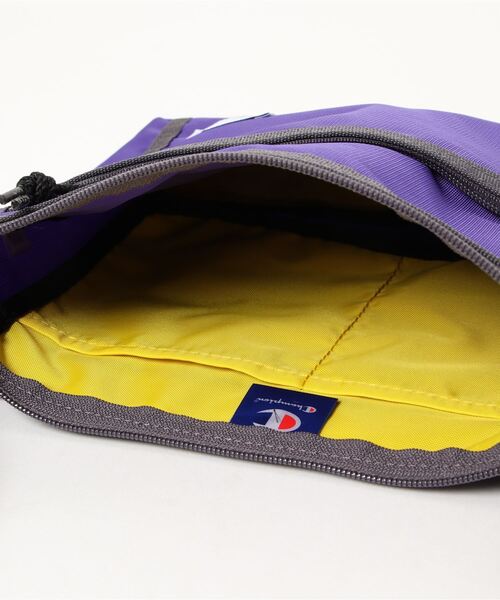 Champion(チャンピオン)の「ベネディクト ショルダーバッグ 57817(ショルダーバッグ・メンズ・ブラック/ベージュ/パープル/オレンジ・FREE)」の9枚目の写真