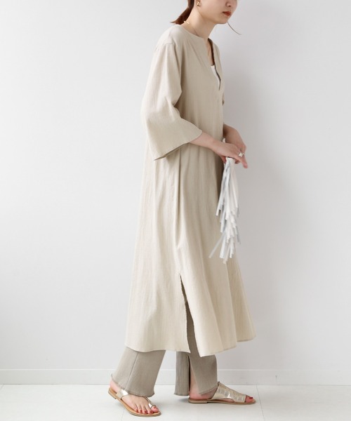 JOURNAL STANDARD relume（ジャーナルスタンダード　レリューム）の「コットンクレープカフタンワンピース◆（ワンピース・レディース・ホワイト/ベージュ/ネイビー・FREE）」の11枚目の写真