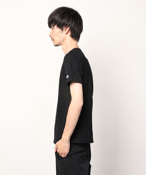 Champion（チャンピオン）の「【Champion/チャンピオン】メンズ リバースウィーブ(R) ショートスリーブTシャツ（Tシャツ/カットソー・メンズ・ブラック/バイオレット・LARGE/MEDIUM）」の4枚目の写真