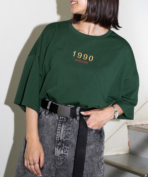 セール】1990ロゴTシャツ（ユニセックス）（Tシャツ