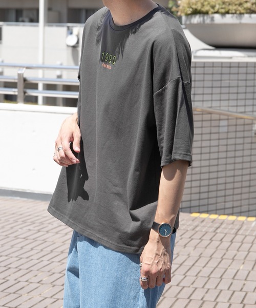 セール】1990ロゴTシャツ（ユニセックス）（Tシャツ