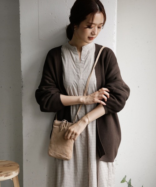 URBAN RESEARCH DOORS(アーバンリサーチドアーズ)の「コクーンスリーブニットカーディガン(カーディガン/ボレロ・レディース・ベージュ/グリーン系その他・ONE)」の5枚目の写真