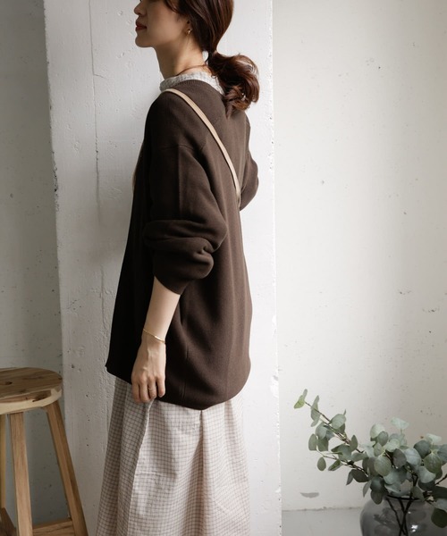 URBAN RESEARCH DOORS(アーバンリサーチドアーズ)の「コクーンスリーブニットカーディガン(カーディガン/ボレロ・レディース・ベージュ/グリーン系その他・ONE)」の16枚目の写真