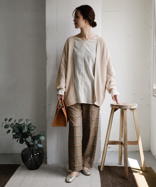 URBAN RESEARCH DOORS(アーバンリサーチドアーズ)の「コクーンスリーブニットカーディガン(カーディガン/ボレロ・レディース・ベージュ/グリーン系その他・ONE)」の20枚目の写真