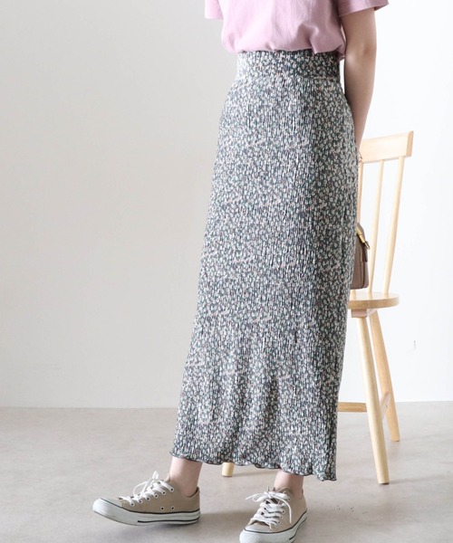 Cheek（チーク）の「花柄プリーツタイトスカート（スカート・レディース・グレー/ブラウン/ピンク・FREE）」の2枚目の写真