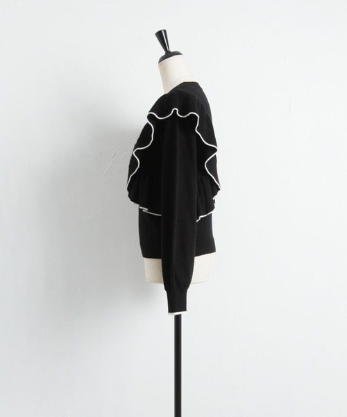 tocco closet（トッコ　クローゼット）の「配色ライン入りフリルニットプルオーバー（ニット/セーター・レディース・ブラック/グレー/アイボリー・M）」の16枚目の写真