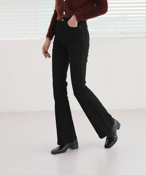by muni:r（バイ ムニール）の「ブラックブーツカットパンツ（スラックス・レディース・ブラック・MEDIUM/SMALL）」の10枚目の写真