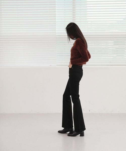 by muni:r（バイ ムニール）の「ブラックブーツカットパンツ（スラックス・レディース・ブラック・MEDIUM/SMALL）」の12枚目の写真