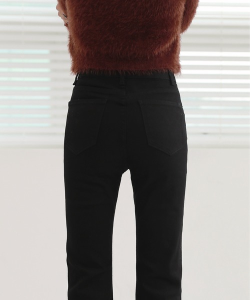 by muni:r（バイ ムニール）の「ブラックブーツカットパンツ（スラックス・レディース・ブラック・MEDIUM/SMALL）」の5枚目の写真