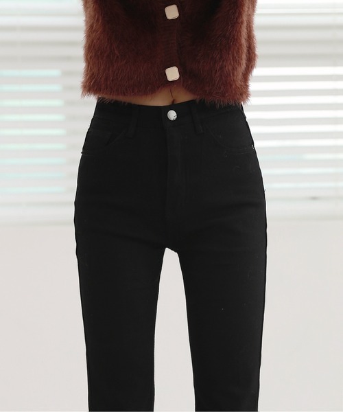 by muni:r（バイ ムニール）の「ブラックブーツカットパンツ（スラックス・レディース・ブラック・MEDIUM/SMALL）」の11枚目の写真