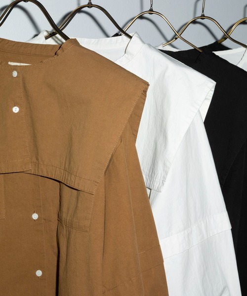 khakito（カーキト）の「綿100% セーラーカラー付き 袖タック スタンドカラーシャツ（シャツ/ブラウス・レディース・ホワイト/ブラック/ベージュ・FREE）」の6枚目の写真