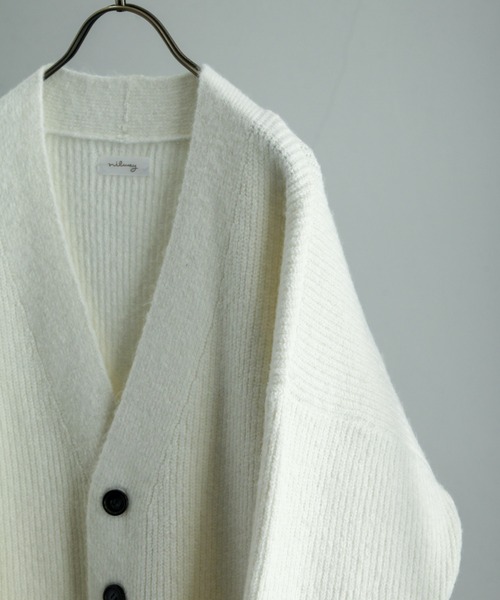 NILWAY（ニルウェイ）の「バルキーウールブレンドニットオーバーカーディガン（カーディガン/ボレロ・メンズ・ホワイト/ブラック/チャコール/ブラウン・MEDIUM/LARGE）」の6枚目の写真