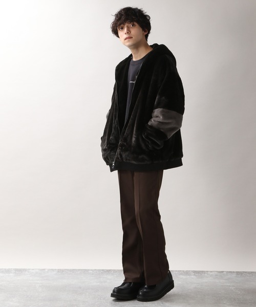 RAGEBLUE(レイジブルー)の「スムースフェイクファー/フードブルゾン(ブルゾン・メンズ・ブラック/ブルー/グレー系その他/ダークブルー/ブラック系その他/グレー/グリーン/ホワイト系その他/ブラウン/その他14/ダークグレー・MEDIUM/LARGE)」の17枚目の写真