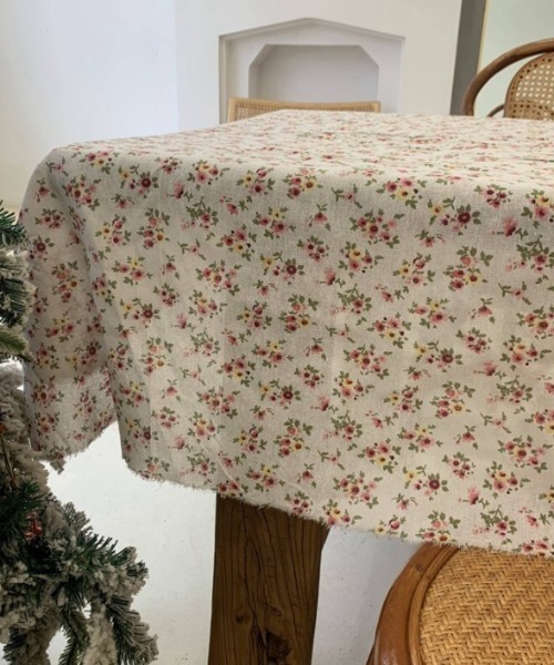 Made in I（メイドインアイ）の「アンティークフラワーマルチクロス（ランチョンマット/テーブルウェア・レディース・ブルー/レッド・FREE）」の5枚目の写真