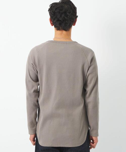 green label relaxing(グリーンレーベルリラクシング)の「ドライワッフル クルーネック 長袖 カットソー -吸水速乾- OVLG(Tシャツ/カットソー・メンズ・ホワイト/グレー/ブラック/ベージュ・M/S/XL/L/XS/XXL)」の20枚目の写真