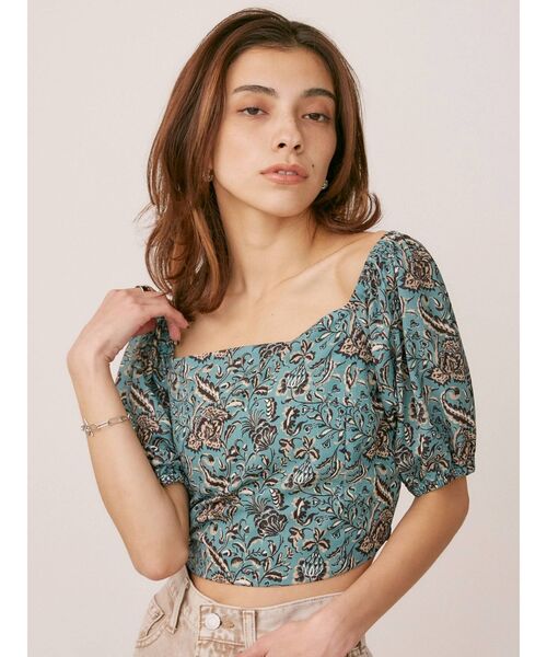 EVRIS(エヴリス)の「Oriental Flowerトップス(シャツ/ブラウス・レディース・オレンジ/アイボリー/グリーン・FREE)」の12枚目の写真