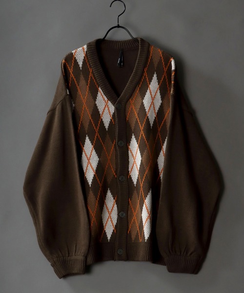 SITRY（シトリー）の「Balloon Sleeve Big silhouette Argyle Knit Cardigan/バルーンスリーブ ビッグシルエット アーガイル ニット カーディガン/カーデ（カーディガン/ボレロ・メンズ・ネイビー/グリーン/チャコールグレー/ブラウン・XL/M/L）」の2枚目の写真