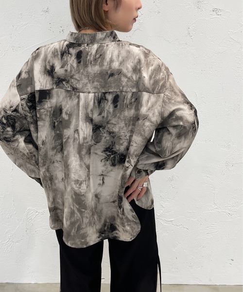 apres jour mignon(アプレジュールミニョン)の「柄バンドカラーシャツ【ZOZOTOWN限定アイテム】(シャツ/ブラウス・レディース・ブラウン系その他/ブラック系その他・フリー/X-LARGE)」の8枚目の写真