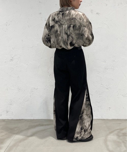 apres jour mignon(アプレジュールミニョン)の「柄バンドカラーシャツ【ZOZOTOWN限定アイテム】(シャツ/ブラウス・レディース・ブラウン系その他/ブラック系その他・フリー/X-LARGE)」の10枚目の写真