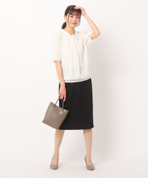 SOUP（スープ）の「◆タックボウタイシフォンブラウス（シャツ/ブラウス・レディース・ライトグレー/ブラック/オフホワイト/ブラウン系その他・11/15 /13/09）」の21枚目の写真