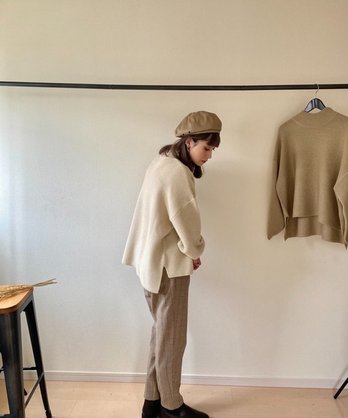 deux amour（ドゥーザムール）の「パール編みハイネックニット（その他トップス・レディース・オフホワイト/ベージュ・MEDIUM）」の13枚目の写真