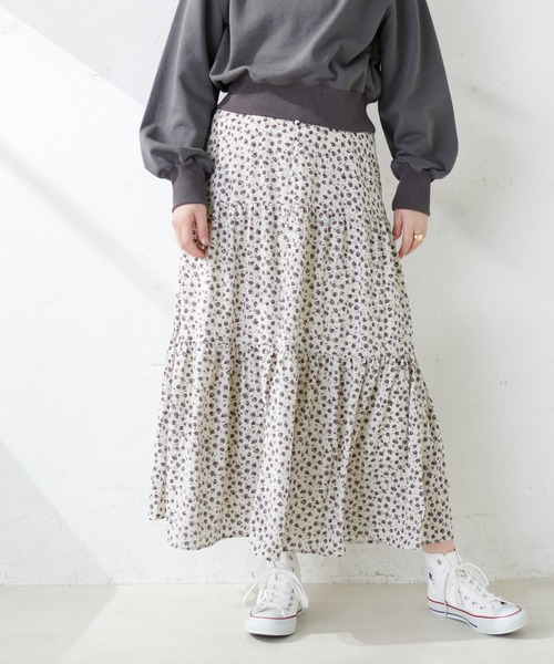 natural couture(ナチュラルクチュール)の「【WEB限定】ちび釦落ち感ティアードスカート(スカート・レディース・アイボリー/グレイッシュベージュ/サックスブルー/その他1/その他2・FREE)」の1枚目の写真