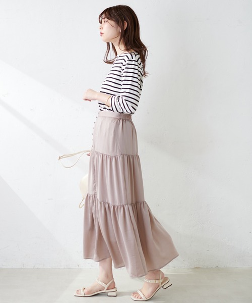 natural couture(ナチュラルクチュール)の「【WEB限定】ちび釦落ち感ティアードスカート(スカート・レディース・アイボリー/グレイッシュベージュ/サックスブルー/その他1/その他2・FREE)」の12枚目の写真