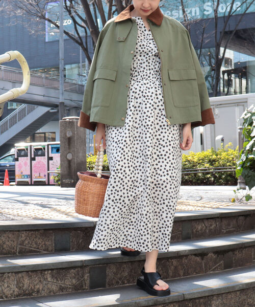 fredy repit（フレディレピ）の「配色衿 ショートブルゾン（ブルゾン・レディース・ベージュ/カーキ・38）」の11枚目の写真