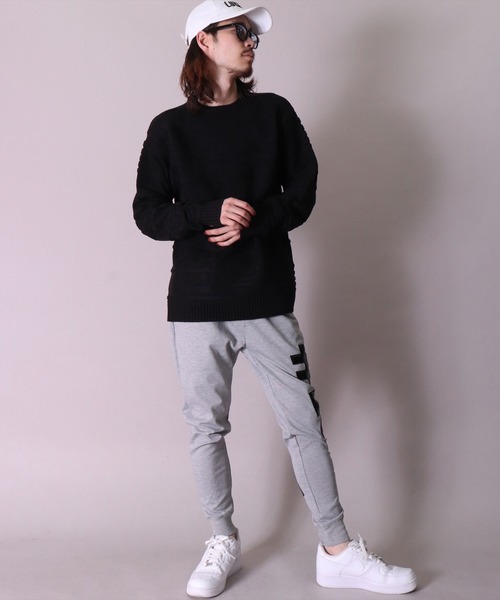 LUXE/R GOLF（ラグジュ ゴルフ）の「【LUXE/R GOLF】3D ロゴ ジャガード ニット プルオーバー(RMS)（ニット/セーター・メンズ・ブラック/オフホワイト/イエロー・MEDIUM/LARGE）」の16枚目の写真