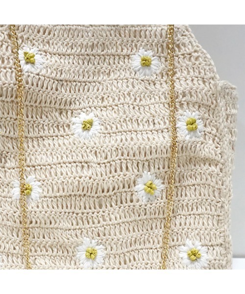 flower（フラワー）の「フラワーシャワーバッグ（ショルダーバッグ・レディース・アイボリー・FREE）」の2枚目の写真