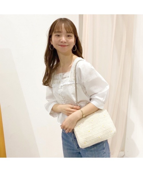 flower（フラワー）の「フラワーシャワーバッグ（ショルダーバッグ・レディース・アイボリー・FREE）」の4枚目の写真