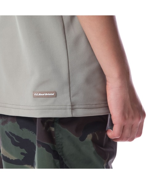 F.C.Real Bristol（エフシーレアルブリストル）の「BIG LOGO WIDE TEE（Tシャツ/カットソー・キッズ・ライトブルー/ホワイト/ベージュ/ブラック・LARGE/MEDIUM/SMALL）」の19枚目の写真