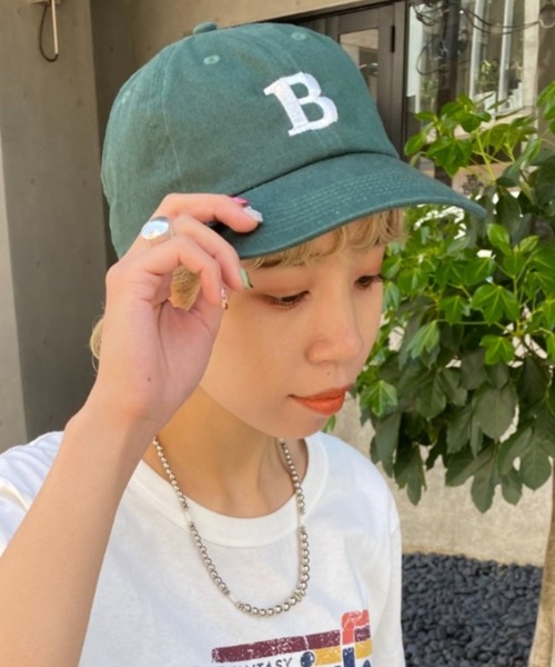 CIAOPANIC(チャオパニック)の「イニシャルキャップ(キャップ・レディース・ダークグリーン/ベージュ/ネイビー/サーモンピンク/グリーン/ピンク/ブラック・FREE)」の4枚目の写真