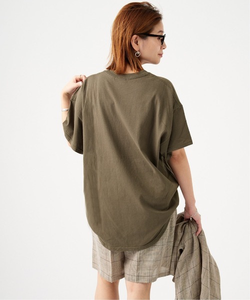 JOURNAL STANDARD(ジャーナルスタンダード)の「■ラウンドヘムロゴTシャツ(Tシャツ/カットソー・レディース・ブラック/ホワイト/カーキ・FREE)」の21枚目の写真