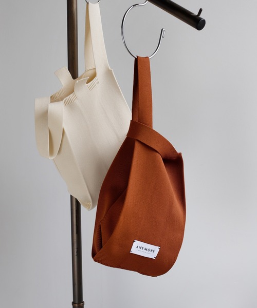 ANEMONE（アネモネ）の「シンプルニットのトートバッグ[S]（トートバッグ・レディース・ライトイエロー/ラベンダー/エメラルド/アイボリー/オレンジ/ライトピンク/ブラウン・FREE）」の3枚目の写真