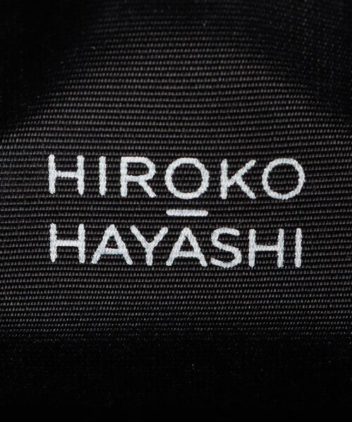 HIROKO HAYASHI（ヒロコハヤシ）の「◆OSSO VIVO(オッソ ヴィーヴォ)2wayバッグ（ハンドバッグ・レディース・オフホワイト/ブラック/グリーン/ブルー・00）」の15枚目の写真