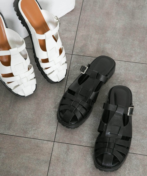 KBF（ケイビーエフ）の「グルカサンダル（サンダル・レディース・オフホワイト/ブラック・37/36/38）」の4枚目の写真