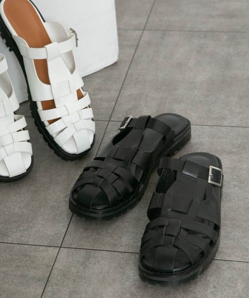 KBF（ケイビーエフ）の「グルカサンダル（サンダル・レディース・オフホワイト/ブラック・37/36/38）」の3枚目の写真