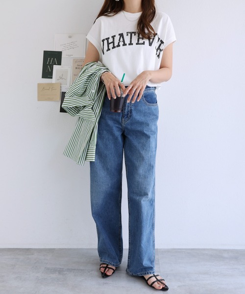 andme(アンドミー)の「ピグメントフレンチスリーブかすれロゴTシャツ(Tシャツ/カットソー・レディース・オフホワイト/モカ/ブルー/グリーン/スミクロ/グレイッシュベージュ/ラベンダー・M)」の11枚目の写真