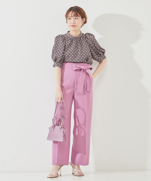 Tiara(ティアラ)の「サテンドットプリントハイネックギャザースリーブブラウス(シャツ/ブラウス・レディース・チャコールグレー/ブラック/オフホワイト・FREE)」の13枚目の写真