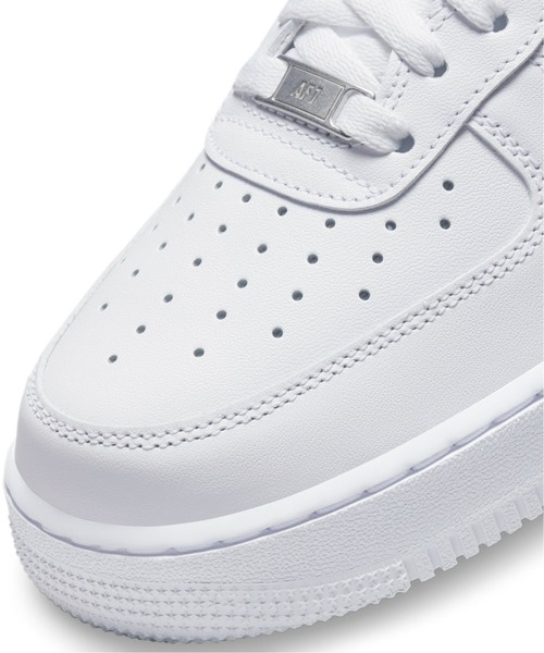 NIKE（ナイキ）の「【NIKE / ナイキ】エアフォース1 ’07（スニーカー・メンズ・ブラック/ホワイト・26.5cm/27cm/27.5cm/28cm/26cm）」の14枚目の写真