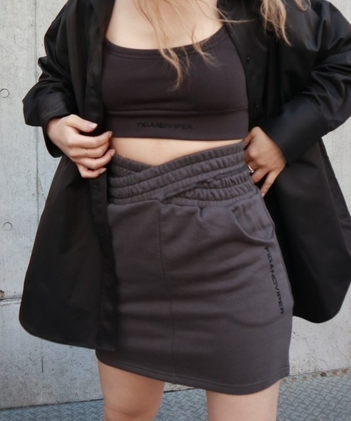 FIG&VIPER（フィグアンドバイパー）の「ダブルカットミニSK（スカート・レディース・ダークグレー/ライトベージュ・FREE）」の4枚目の写真