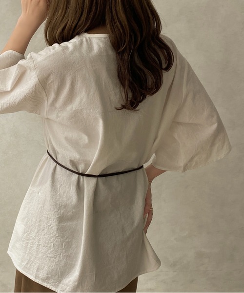 apres jour clair(アプレジュールクレア)の「【apres jour clair】カフタンチュニックブラウス【ZOZOTOWN限定アイテム】(シャツ/ブラウス・レディース・ホワイト/ライトベージュ・フリー/X-LARGE)」の5枚目の写真