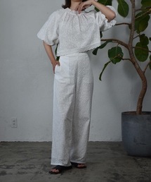 embroidery flower rafu pants / エンブロイダリーフラワーラフパンツ