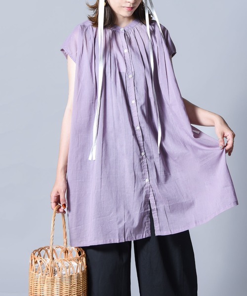 folka（フォルカ）の「【folka（フォルカ）】ギャザーブラウス（シャツ/ブラウス・レディース・オフホワイト/ブラック/ブラウン/ラベンダー・ONE SIZE）」の4枚目の写真