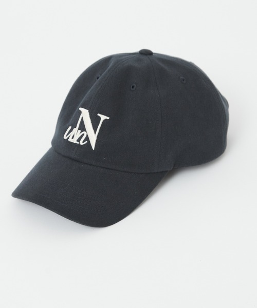 NUN(エヌユーエヌ)の「NUN 刺繍キャップ(キャップ・レディース・ベージュ/ネイビー・FREE)」の2枚目の写真
